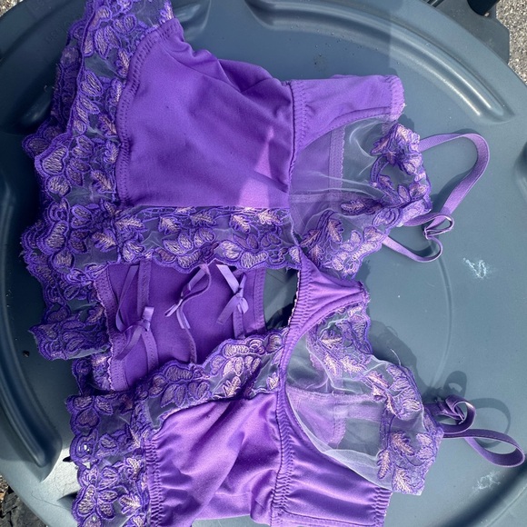 Purple sheer top - Picture 4 of 4